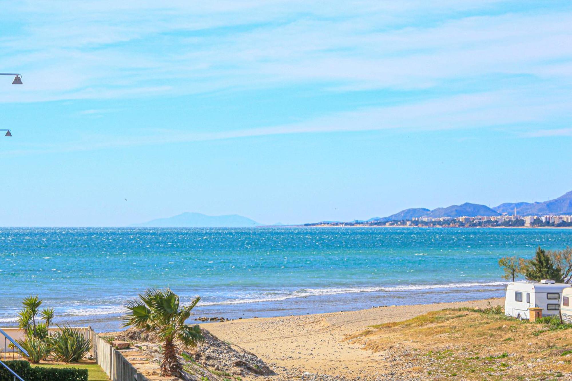 Апартаменты Di Mare Litoral Costa Dorada - Only Families Mont-roig del Camp Экстерьер фото