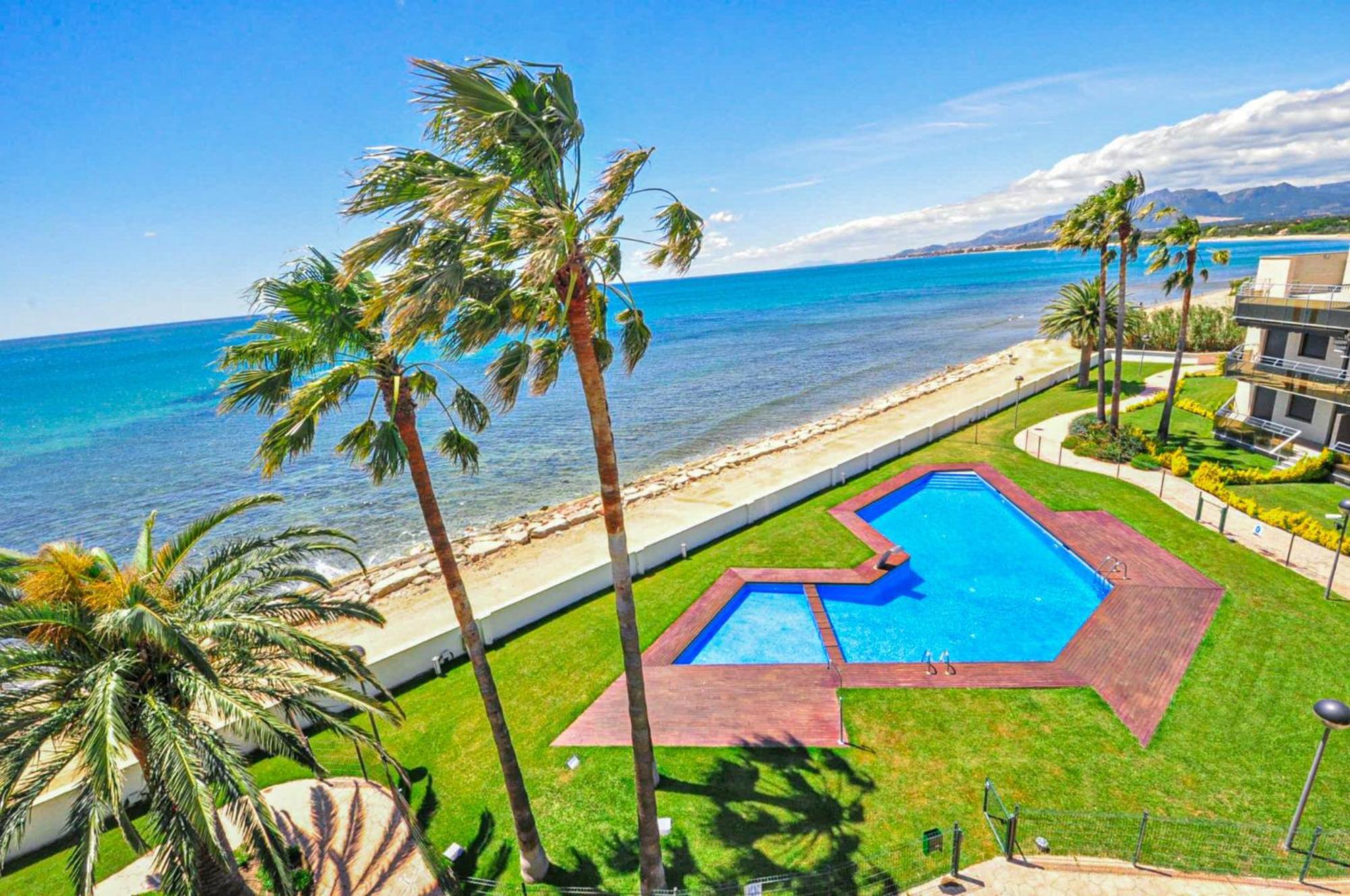 Апартаменты Di Mare Litoral Costa Dorada - Only Families Mont-roig del Camp Экстерьер фото