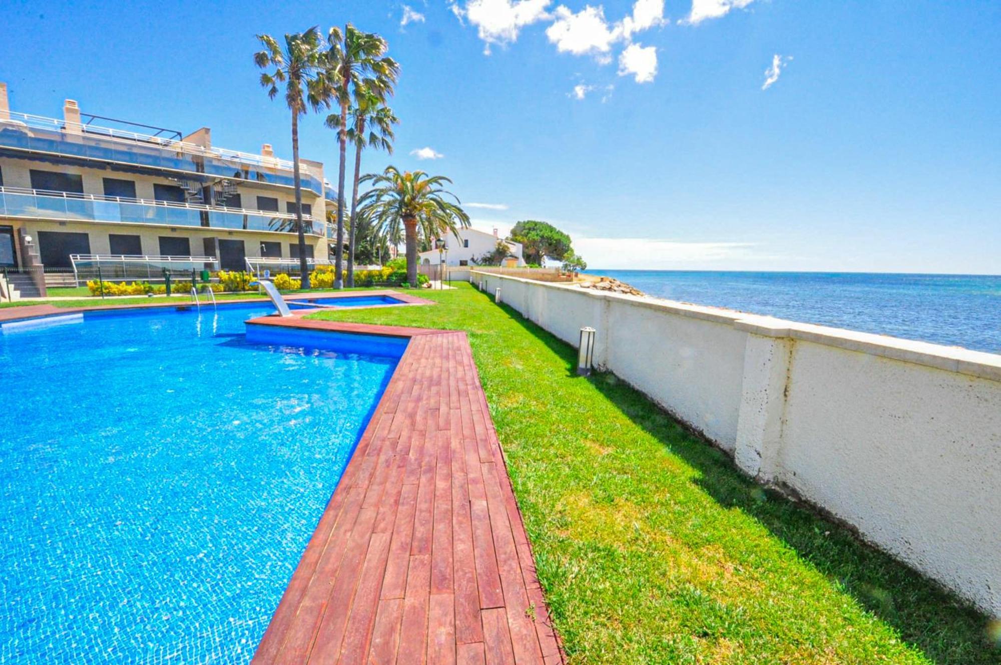 Апартаменты Di Mare Litoral Costa Dorada - Only Families Mont-roig del Camp Экстерьер фото