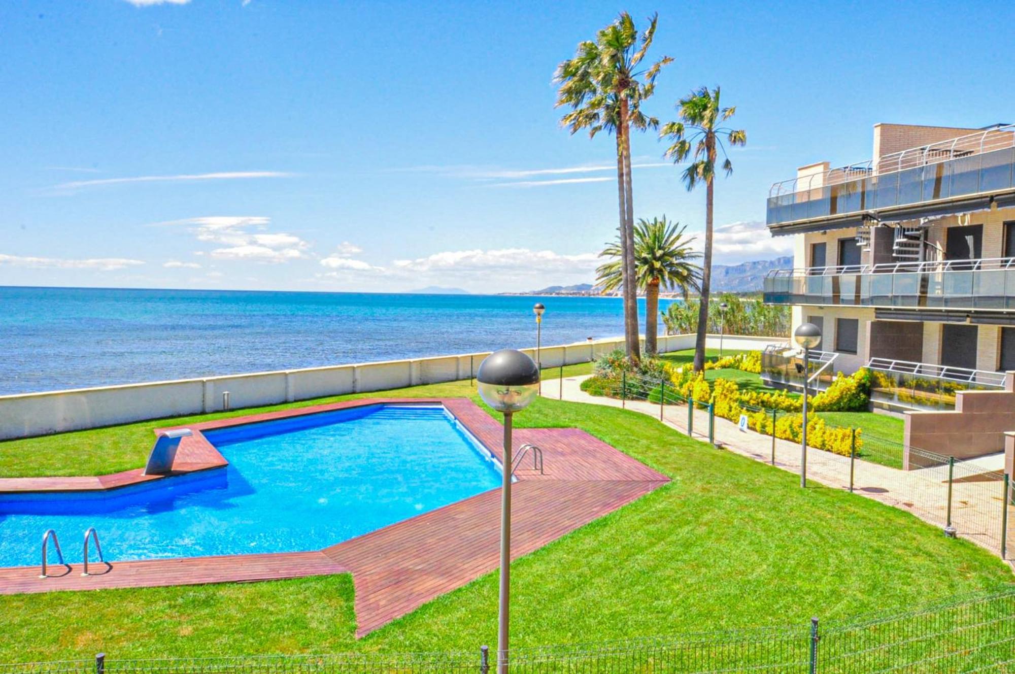 Апартаменты Di Mare Litoral Costa Dorada - Only Families Mont-roig del Camp Экстерьер фото