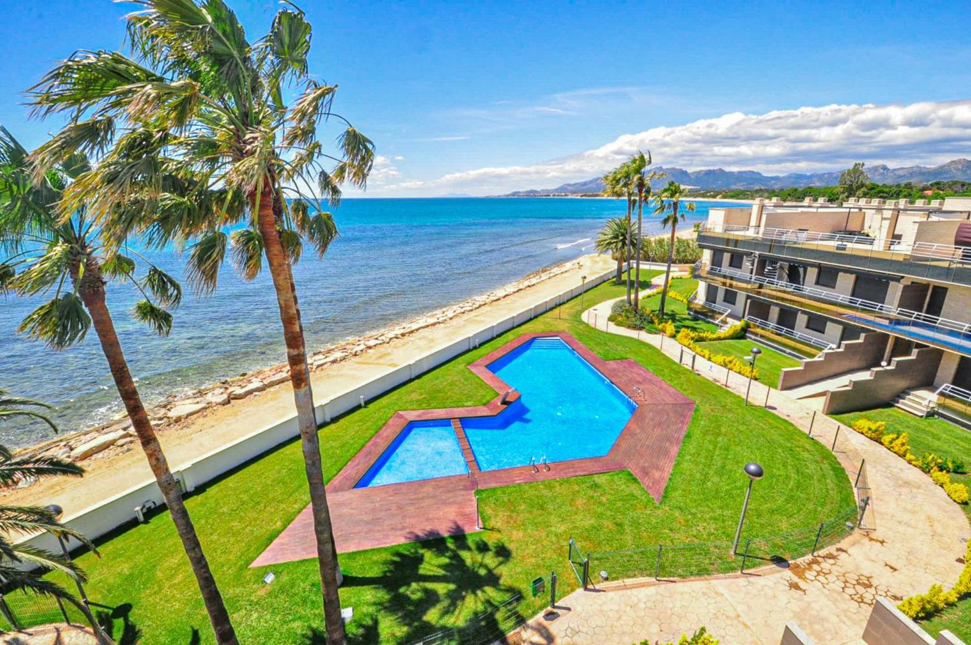 Апартаменты Di Mare Litoral Costa Dorada - Only Families Mont-roig del Camp Экстерьер фото