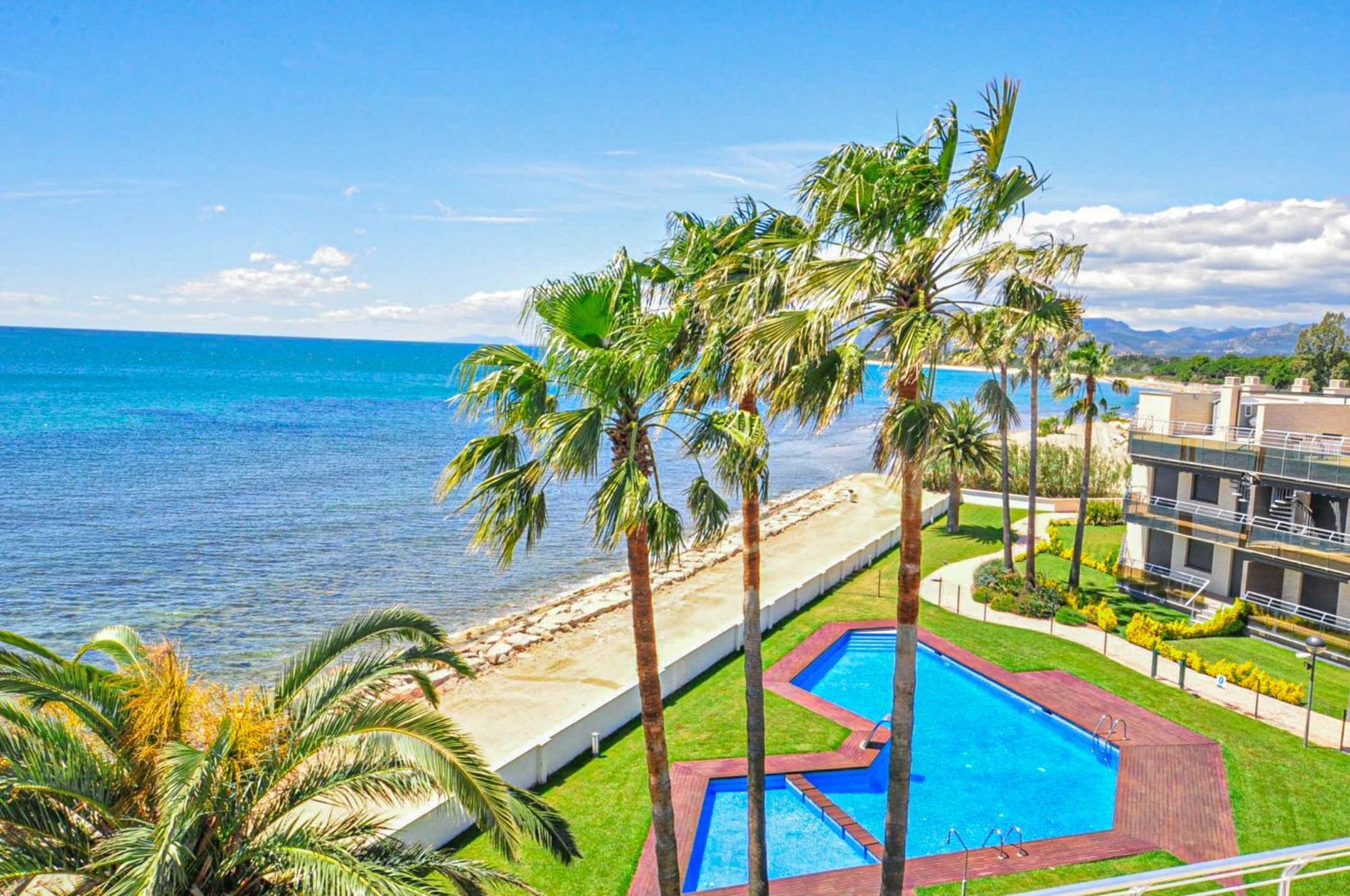 Апартаменты Di Mare Litoral Costa Dorada - Only Families Mont-roig del Camp Экстерьер фото